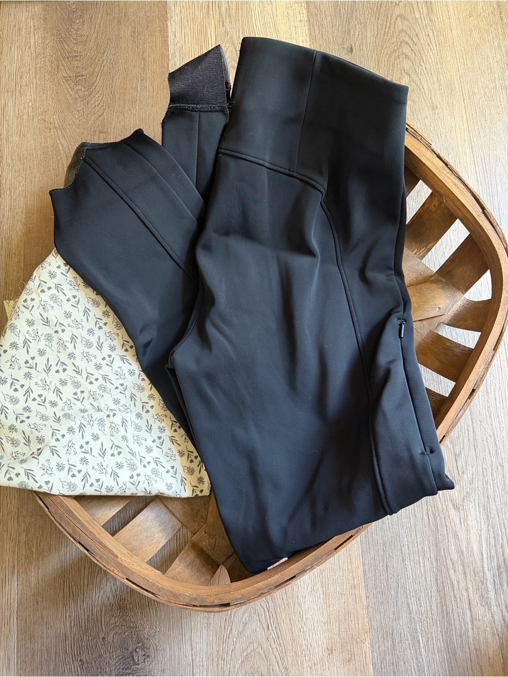 Athleta Black High-Rise Performance Leggings